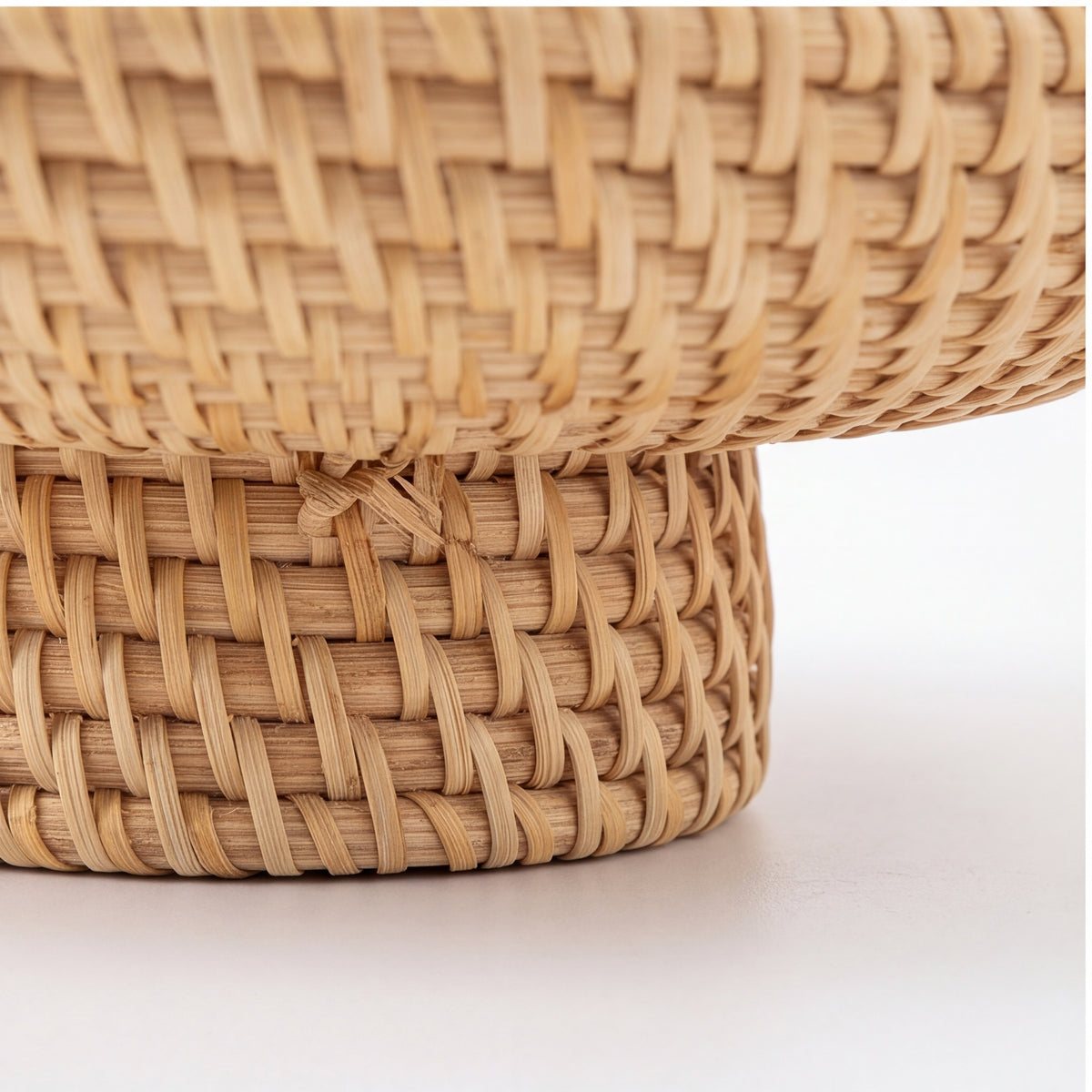 Platou impletit din ratan 23x6 cm